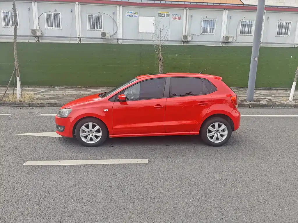 Polo 1.6 L Auto Premium Cool