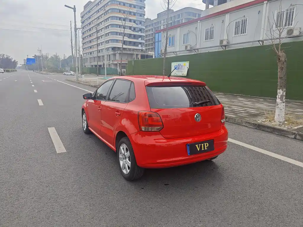 Polo 1.6 L Auto Premium Cool