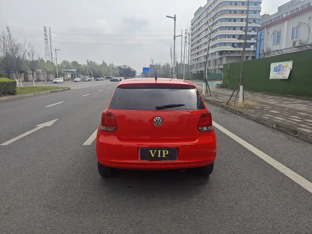 Polo 1.6 L Auto Premium Cool