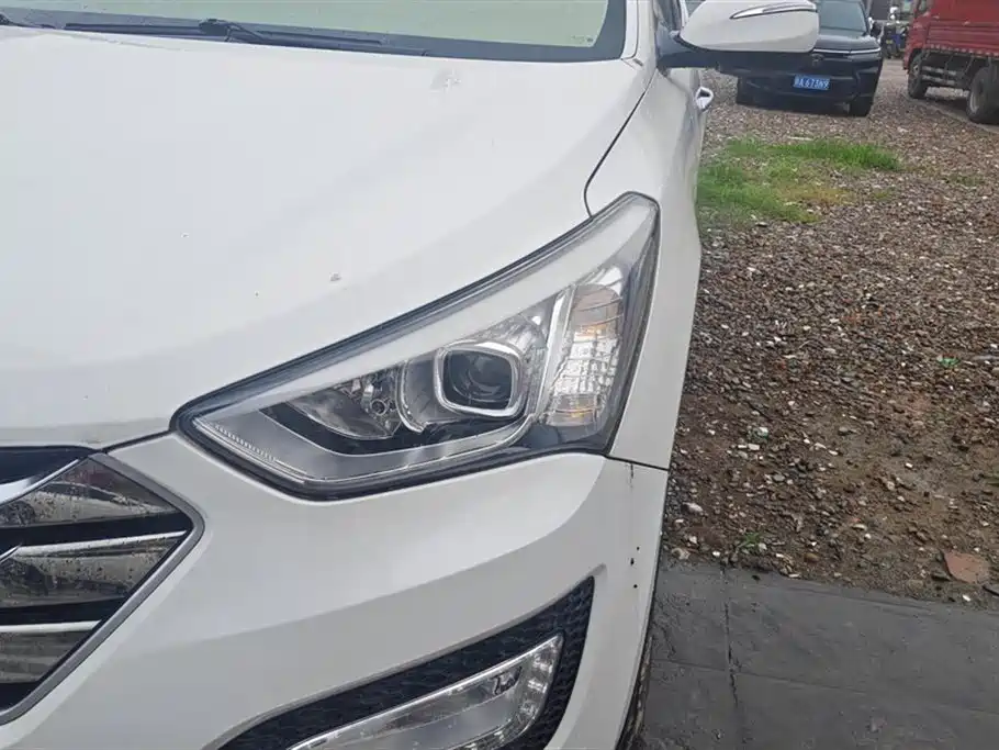 Santa Fe 2.4 L Auto 2 WD Intelligent 5-seat