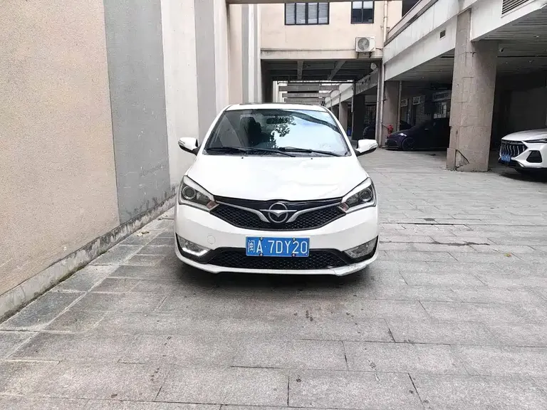 Haima M3 海马M3 2017款 1.5 L CVT豪华型