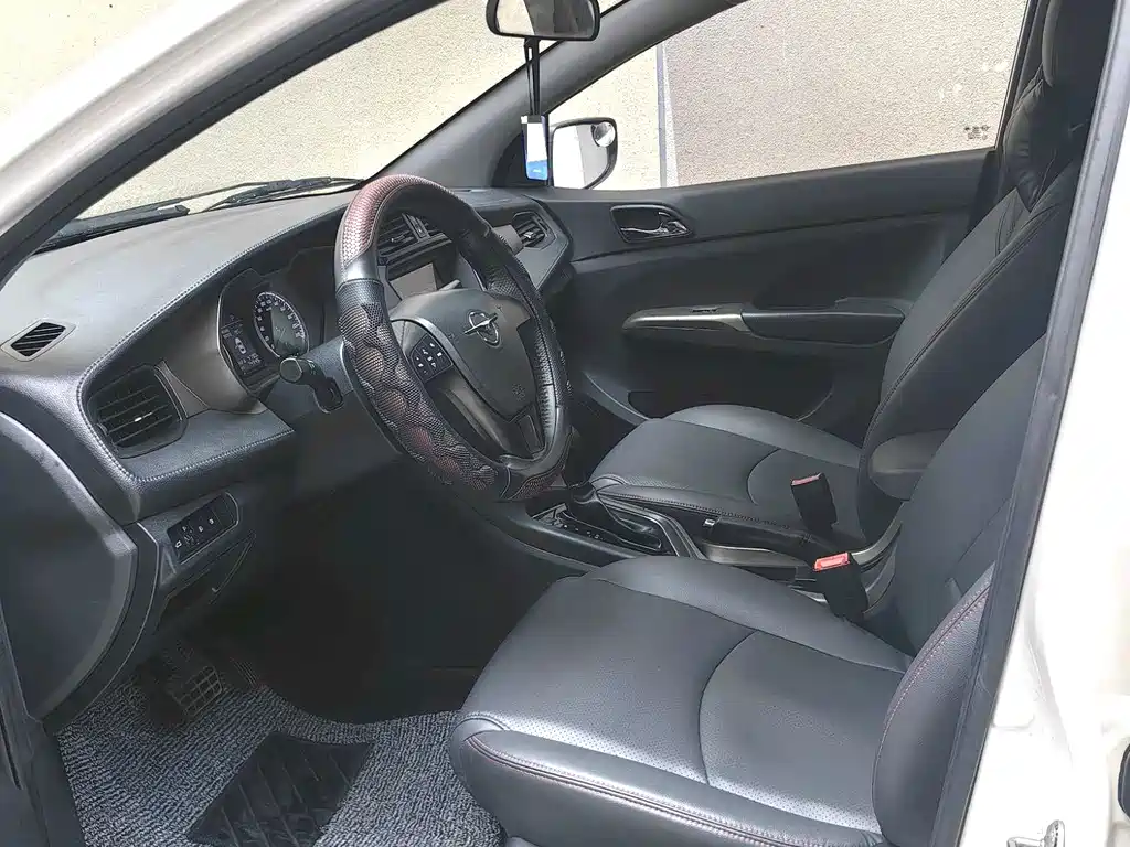 Haima M3 海马M3 2017款 1.5 L CVT豪华型
