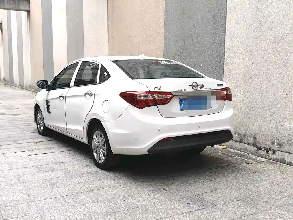 Haima M3 海马M3 2017款 1.5 L CVT豪华型