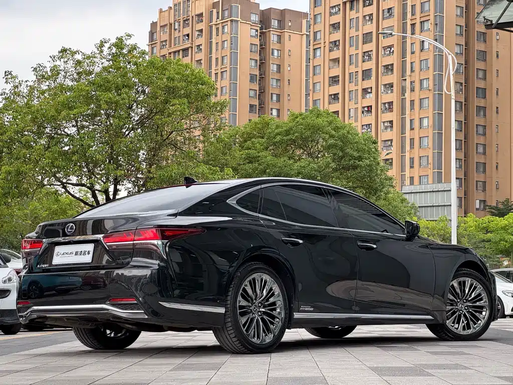 Lexus LS 500 h Executive CN-V