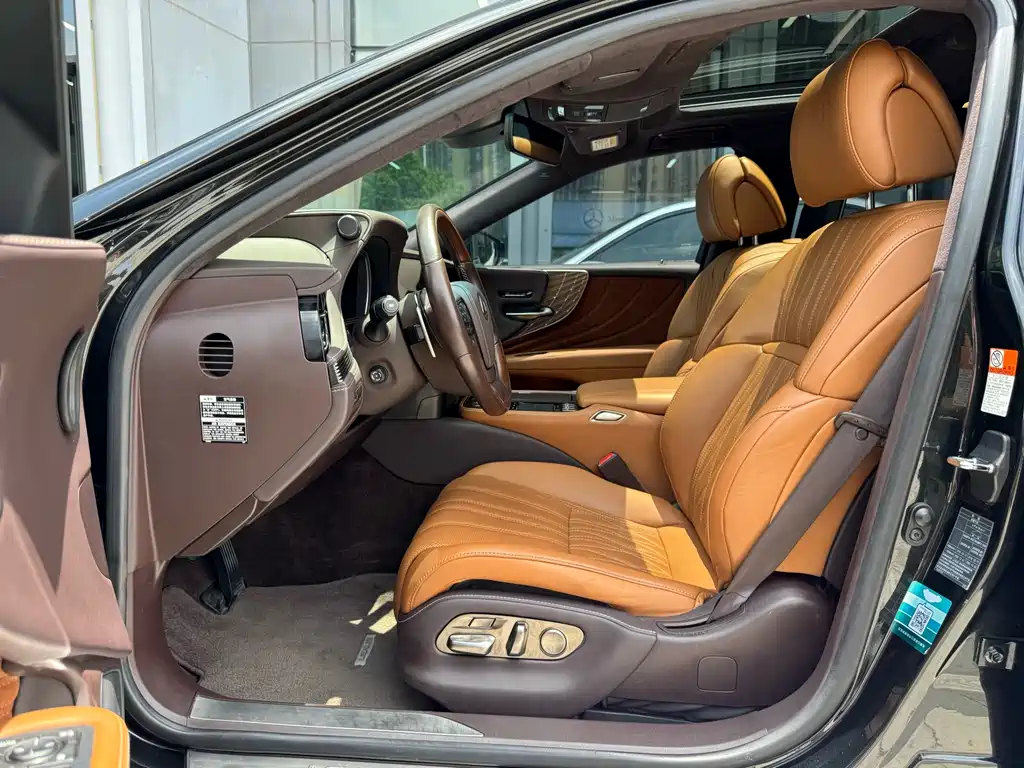 Lexus LS 500 h Executive CN-V