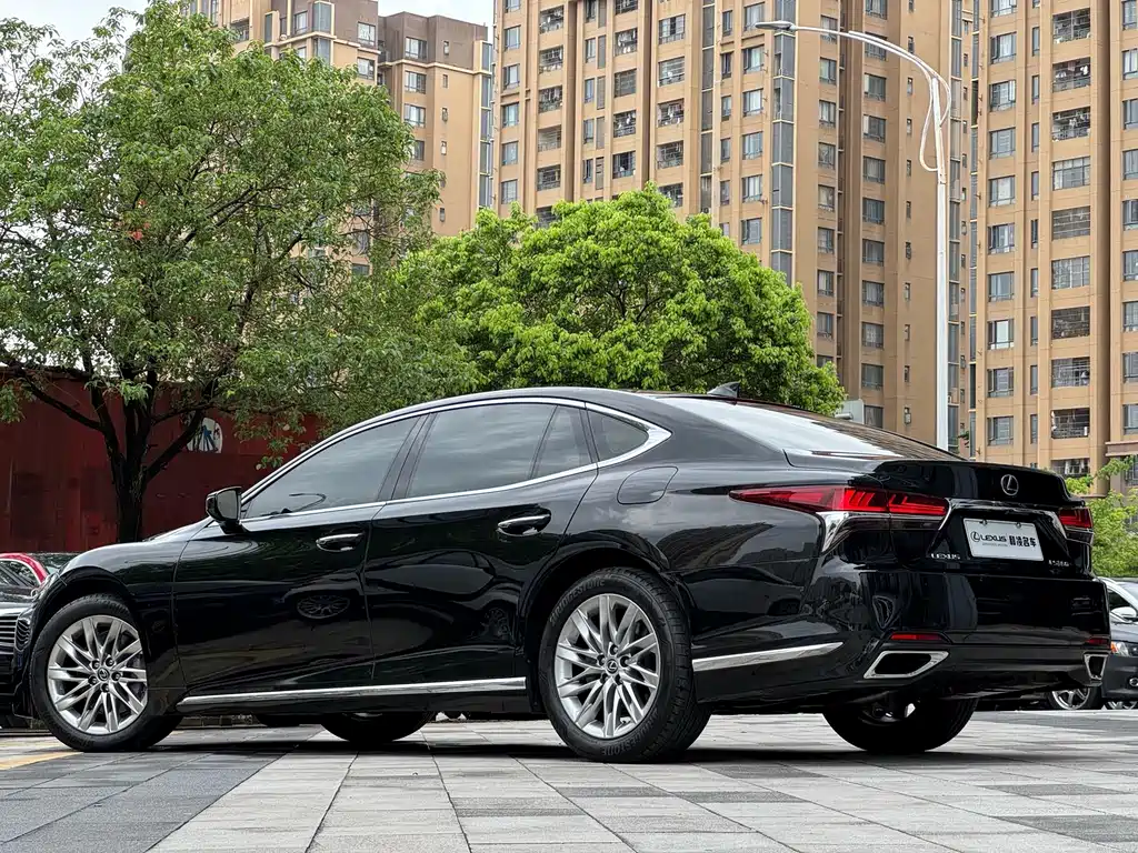 Lexus LS 雷克萨斯LS 2018款 350 豪华版 国V