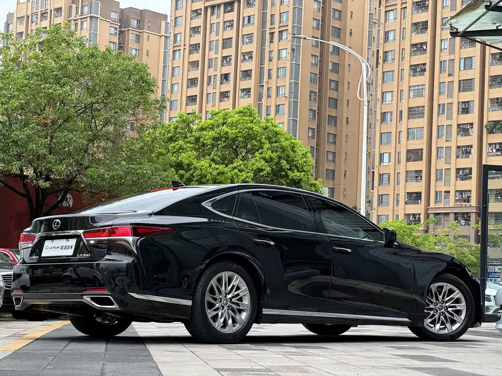 Lexus LS 雷克萨斯LS 2018款 350 豪华版 国V