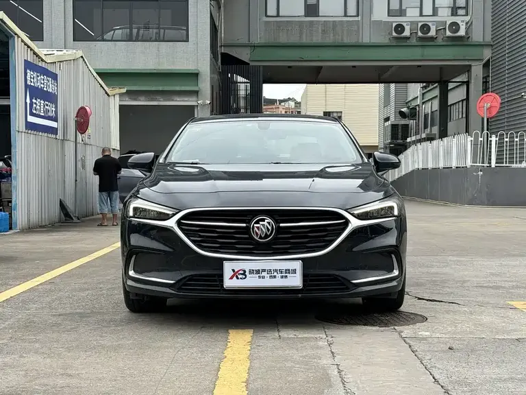 Buick LaCrosse 652 T Luxury