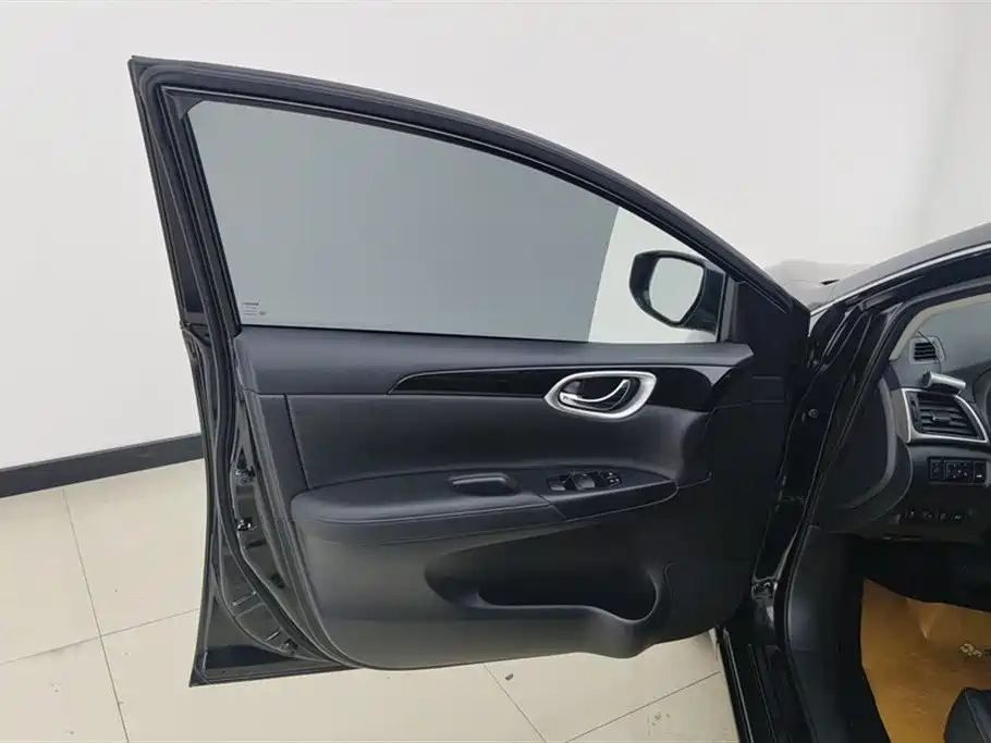 Sylphy Facelift Classic 1.6 XL CVT Luxury