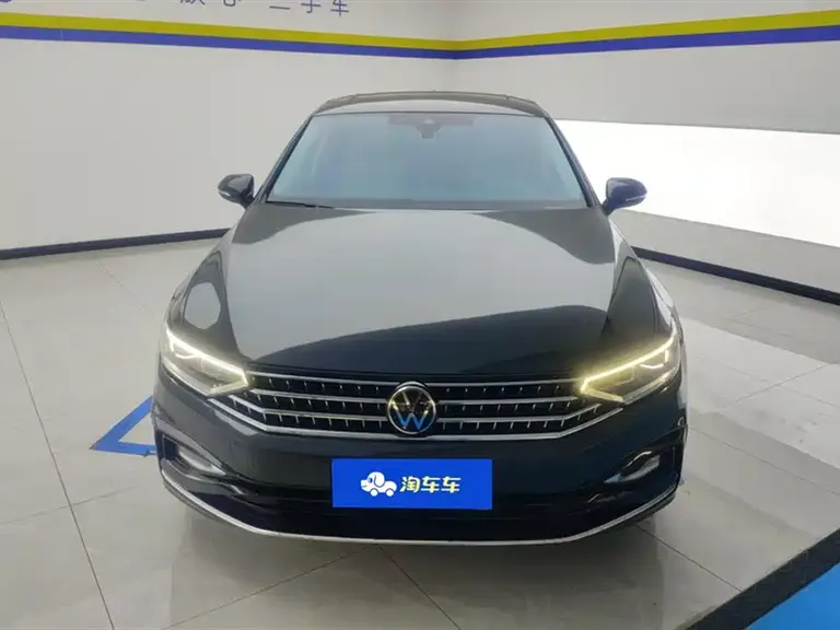 Volkswagen Magotan 200 10 K Commemorative 330 TSI DSG Luxury