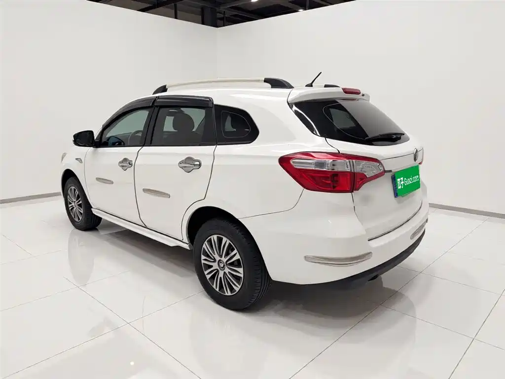 Venucia T70 1.6 L Manual Wise Travel
