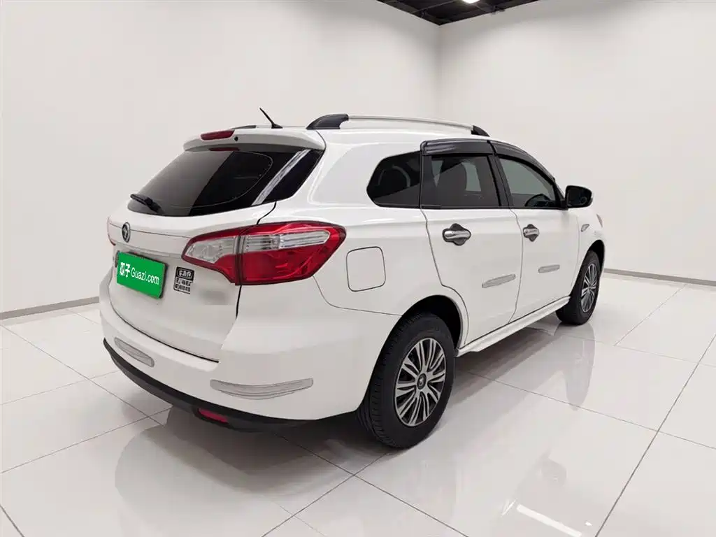 Venucia T70 1.6 L Manual Wise Travel