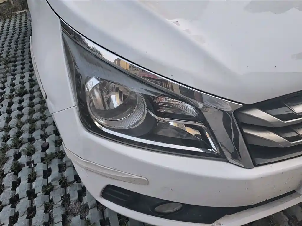 Venucia T70 1.6 L Manual Wise Travel
