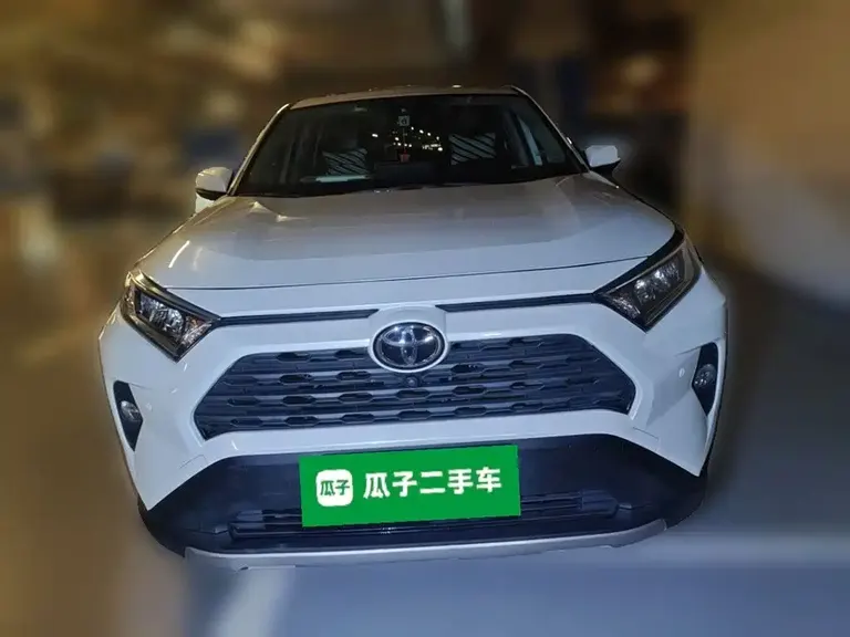 Toyota RAV4 2.0 L CVT 2 WD Style
