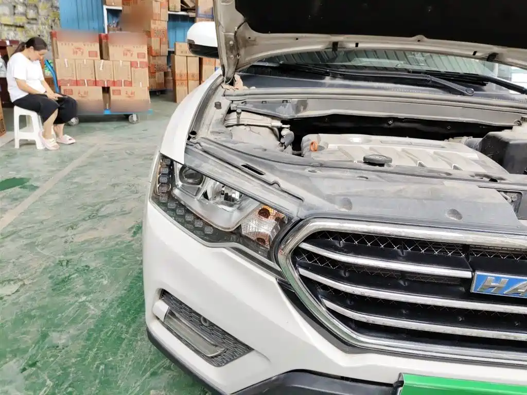 Haval H6 Coupe 哈弗H6 Coupe 2015款 蓝标 2.0 T 手动四驱精英型