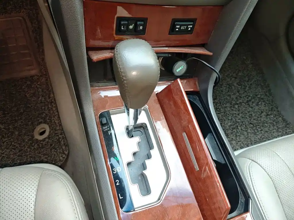 Camry 200 G Classic Luxury