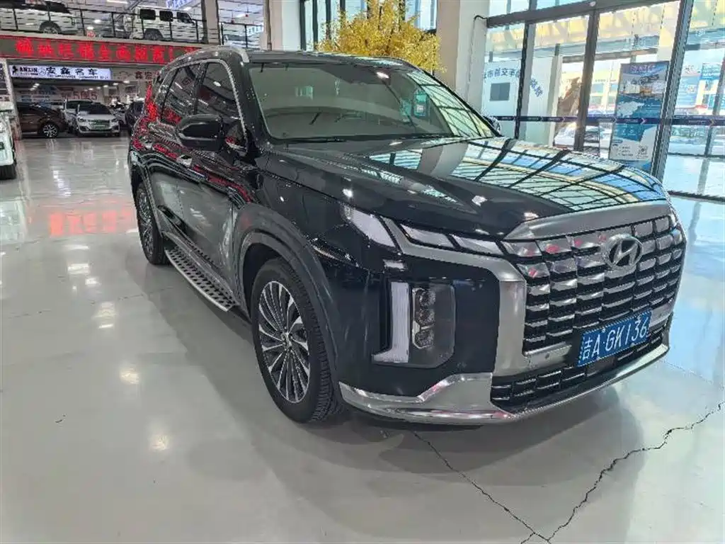 Palisade 帕里斯帝 2023款 3.5 L 自动四驱 鉴赏家增配版