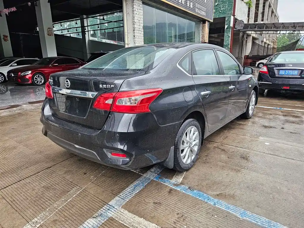 Sylphy Classic 1.6 XE CVT Comfort