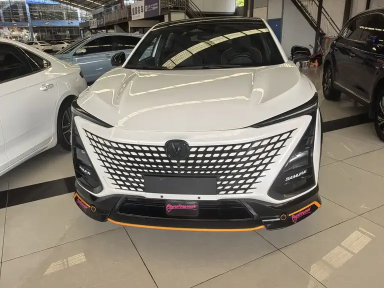 Changan UNI-T 1.5 T Distinguished