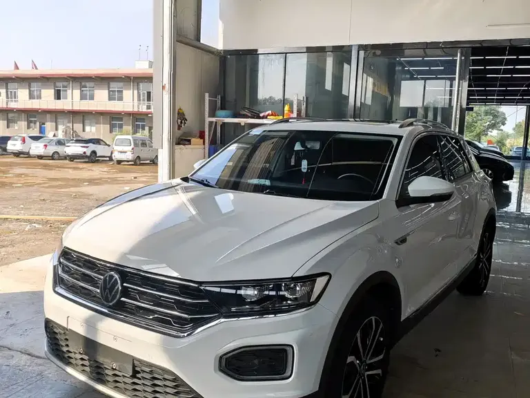 Volkswagen T-ROC 280 TSI DSG 2 WD Comfort Enjoyment PLUS