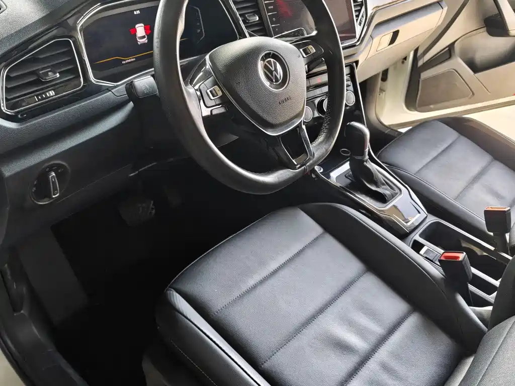 T-ROC 280 TSI DSG 2 WD Comfort Enjoyment PLUS