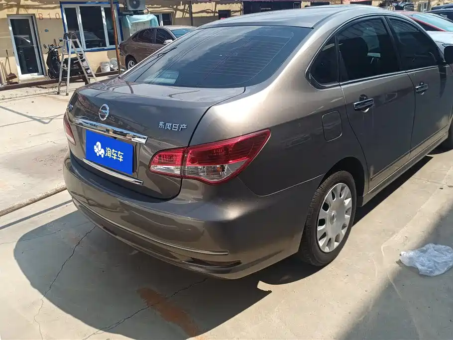 Sylphy Classic 1.6 XE Auto Comfort