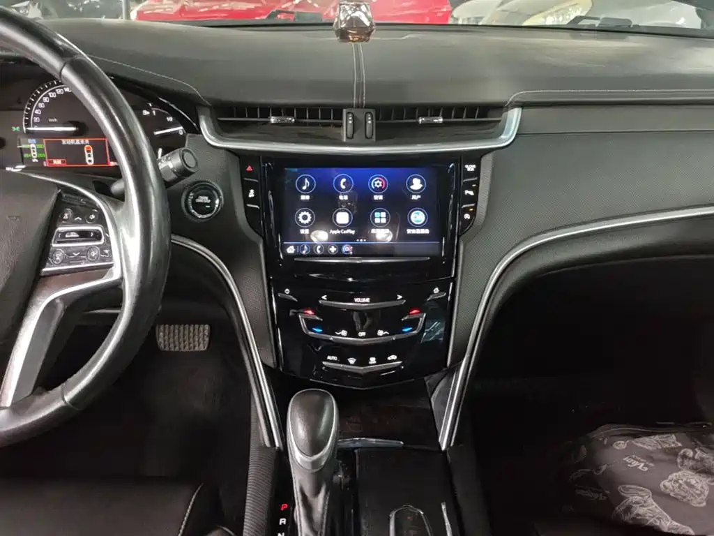 Cadillac XTS 28 T Tech