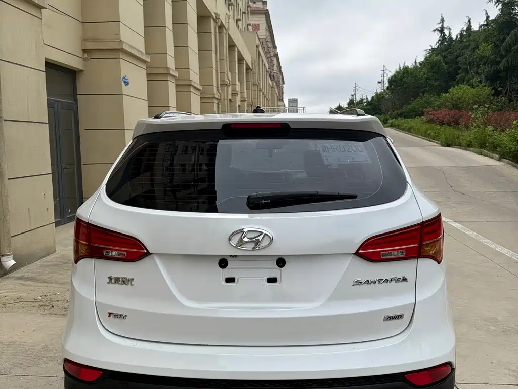 Santa Fe 2.0 T Auto 4 WD Top