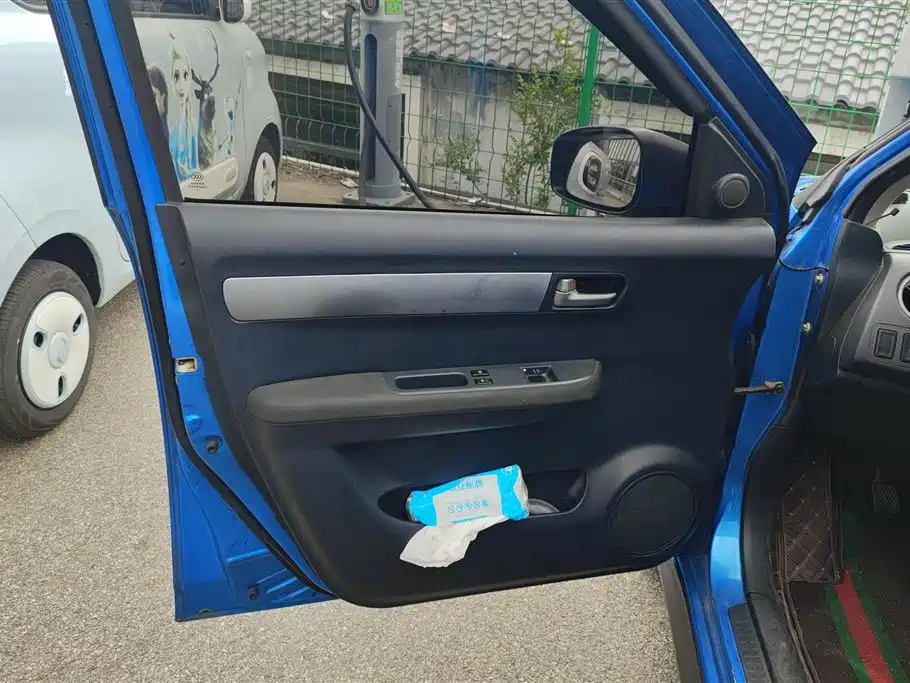 Swift 1.5 L Manual Fashion