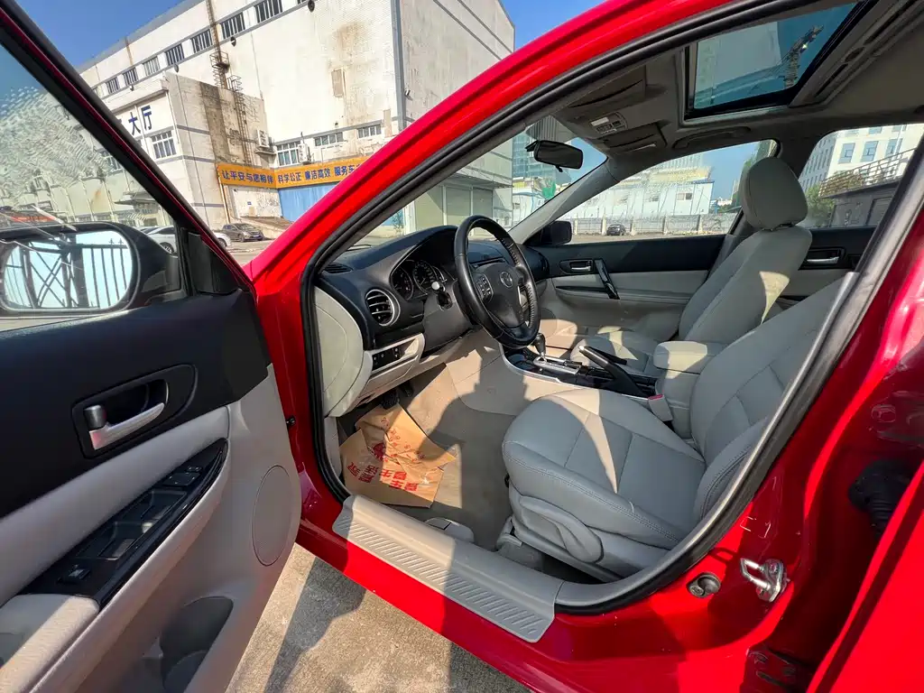 Mazda 6 2.0 L Auto Super Luxury