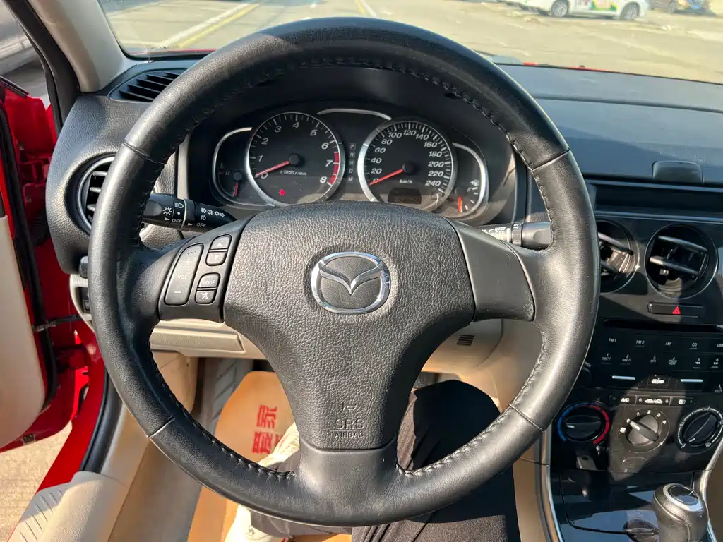 Mazda 6 2.0 L Auto Super Luxury