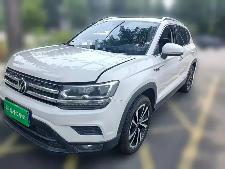 Volkswagen Tharu 280 TSI 2 WD Luxury