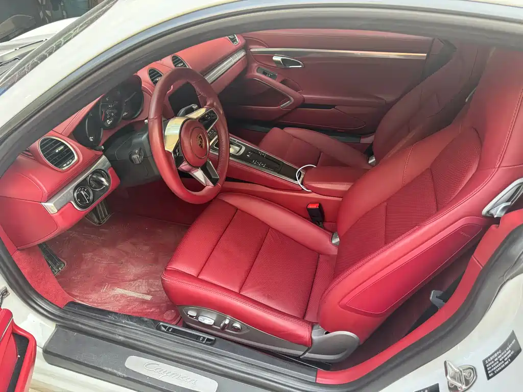 Porsche 718 Cayman 2.0 T