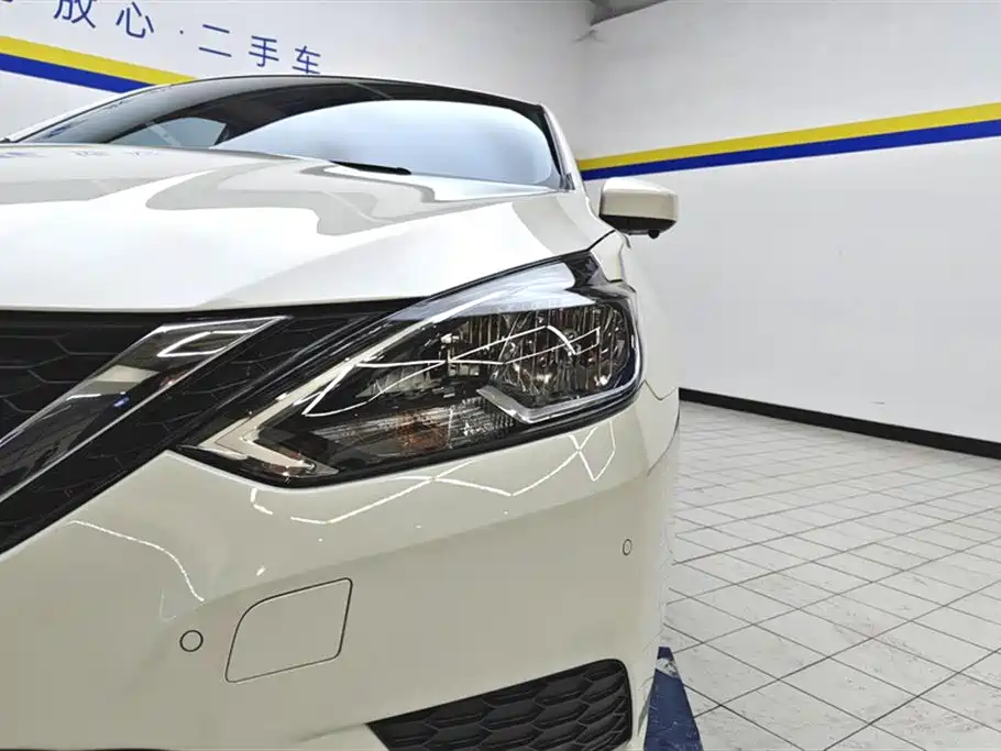 Sylphy Classic 1.6 XE CVT Comfort