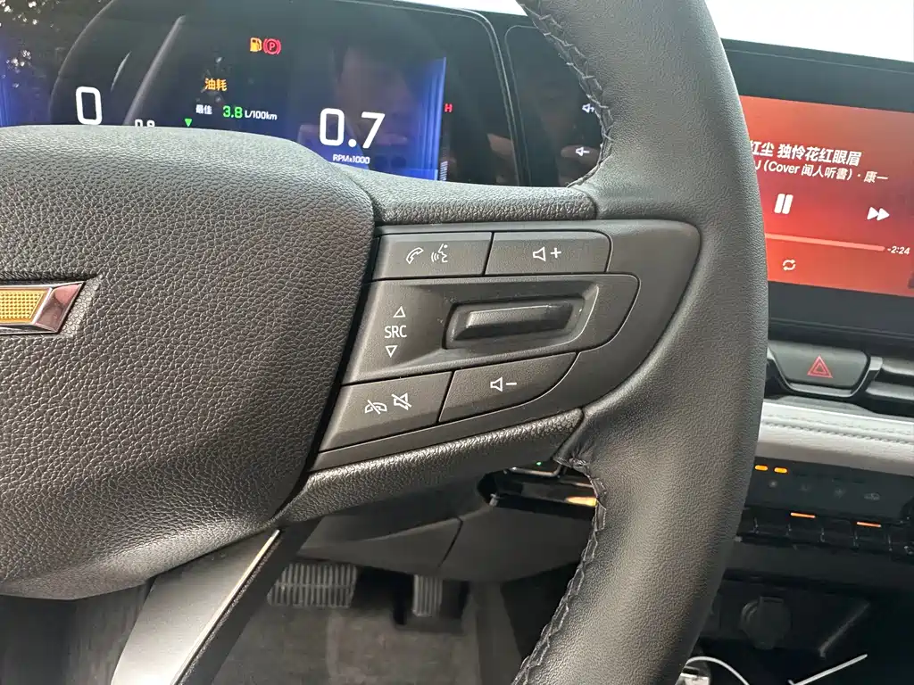 Monza 1.5 L DCT Joy