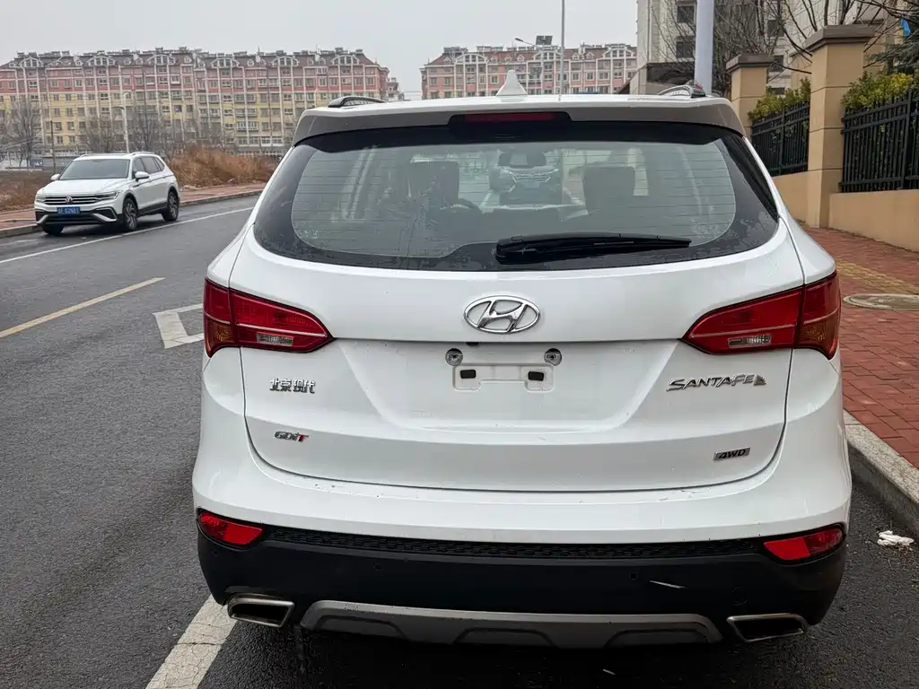 Santa Fe 2.0 T Auto 4 WD Intelligent 5-seat