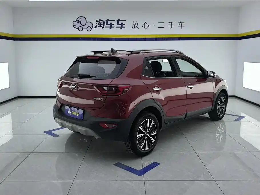 Stonic 1.4 L Auto Fun Enjoyment