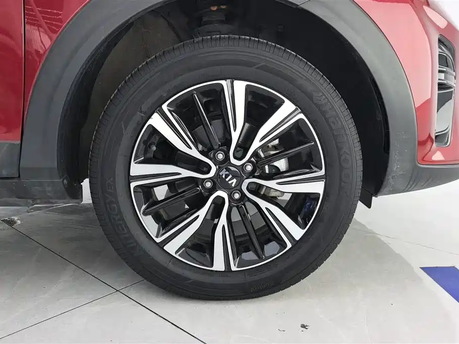 Stonic 1.4 L Auto Fun Enjoyment