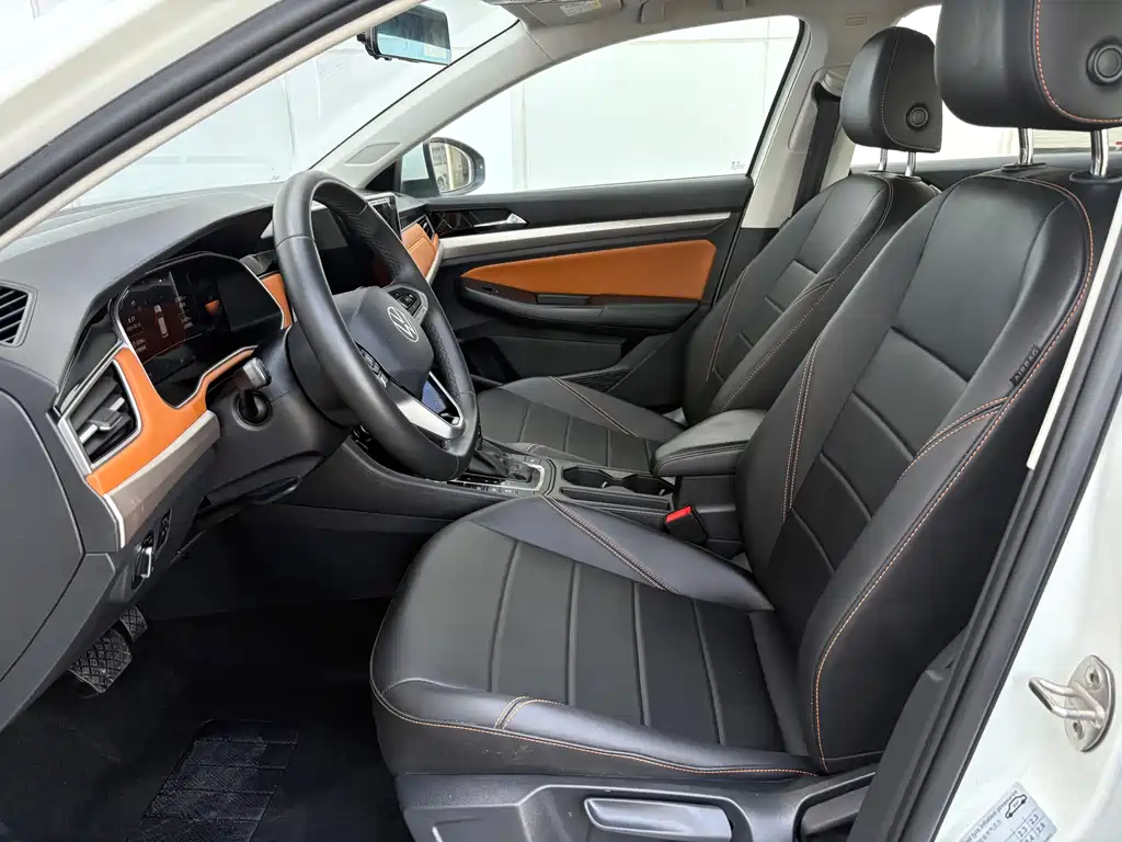 Bora 200 TSI DSG Joy Travel