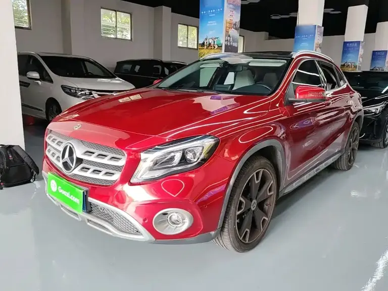 Mercedes-Benz GLA GLA 220 4 MATIC Fashion