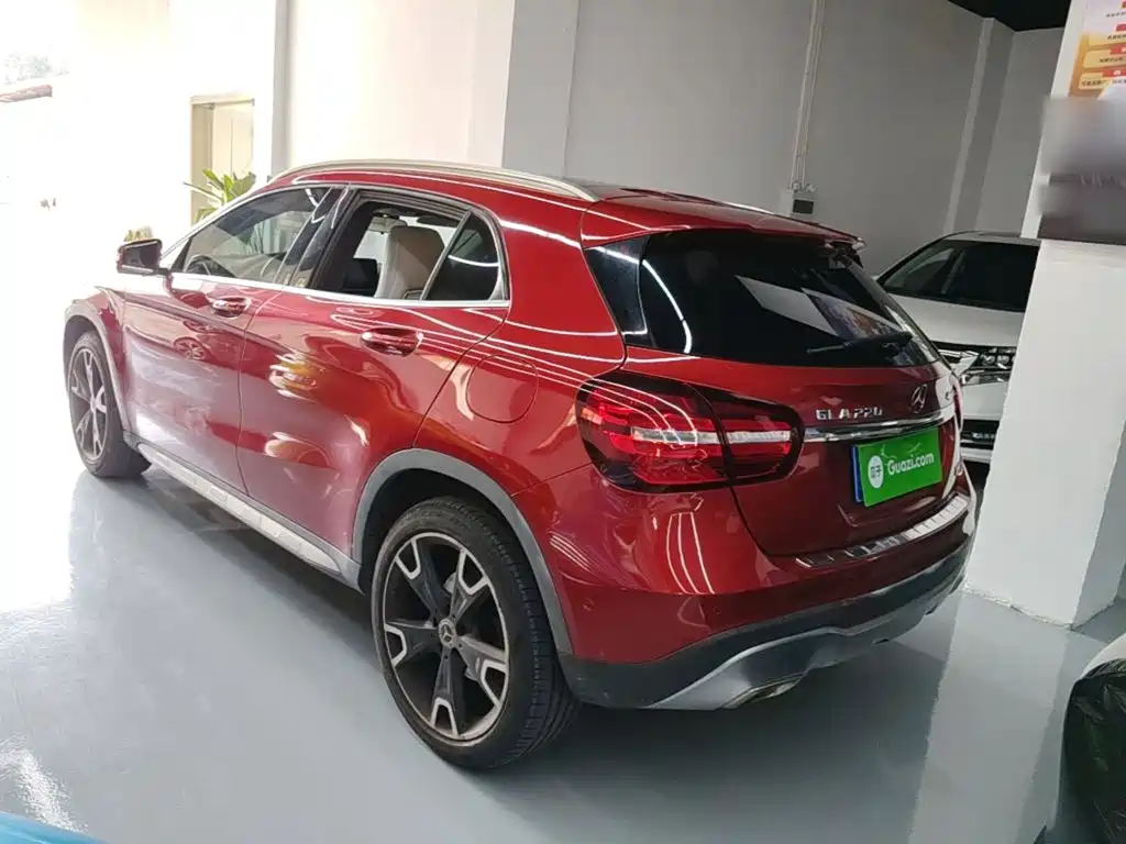 Mercedes-Benz GLA GLA 220 4 MATIC Fashion