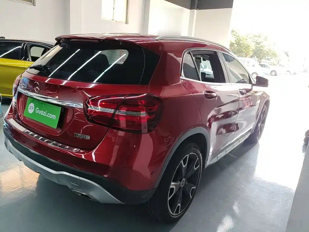 Mercedes-Benz GLA GLA 220 4 MATIC Fashion
