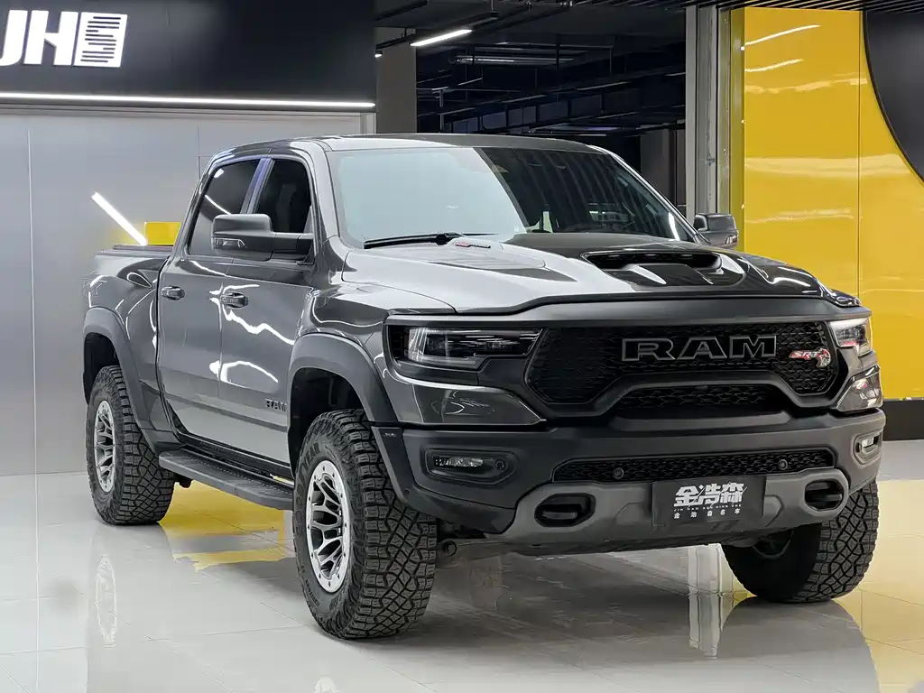 RAM Trucks 6.2 T US Spec