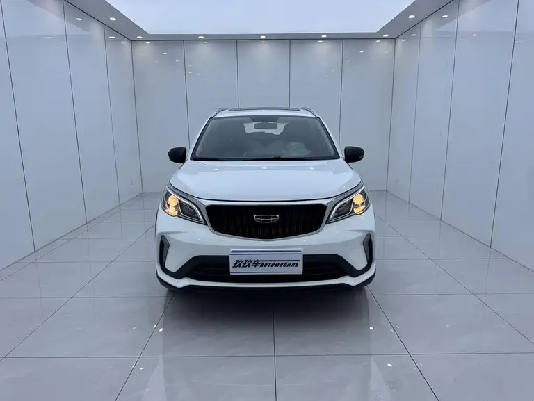 Geely Vision X3 PRO 1.5 L CVT Distinguished