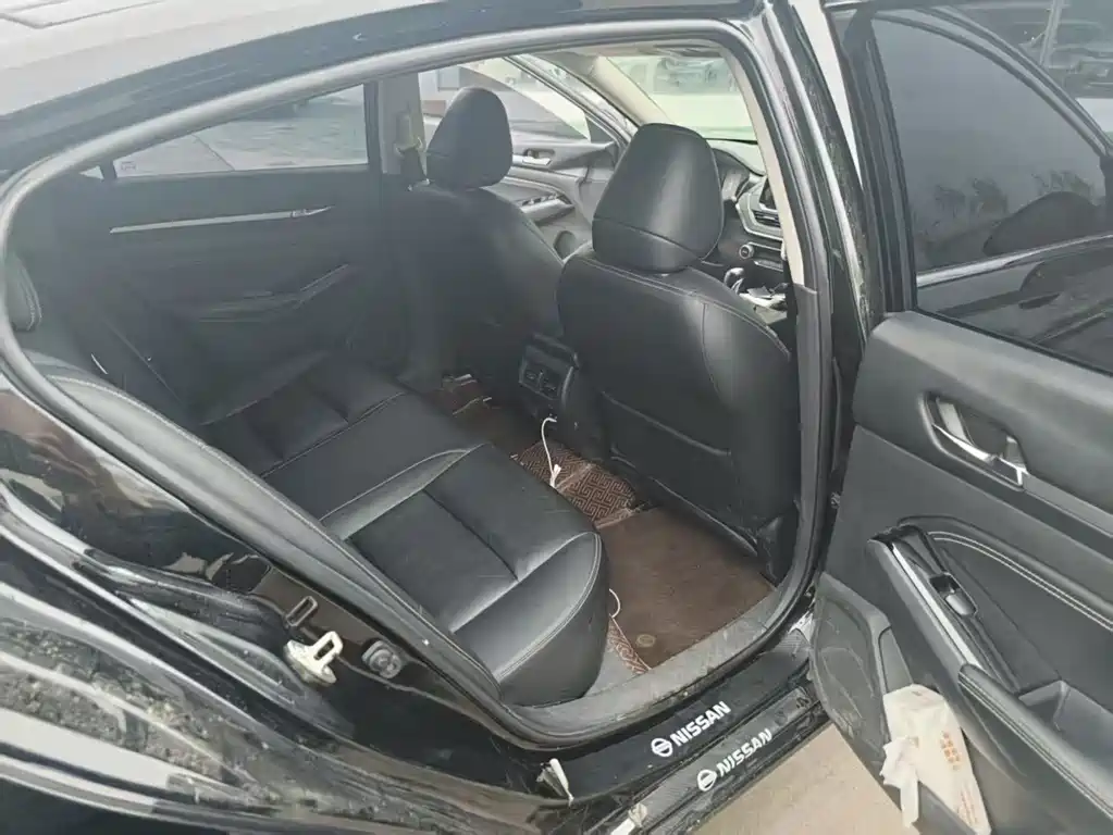 Teana 2.0 L XL Comfort