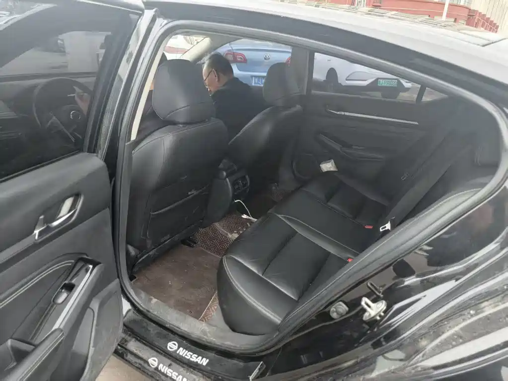 Teana 2.0 L XL Comfort
