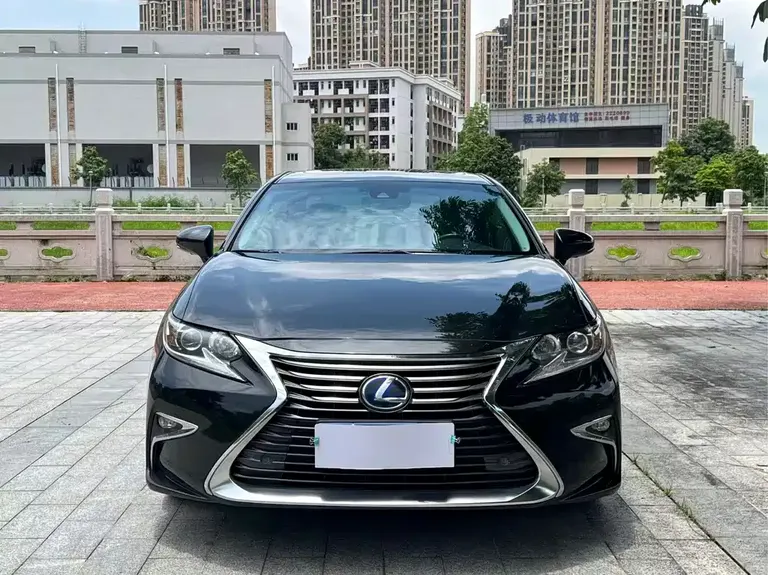 Lexus ES 300 h Comfort
