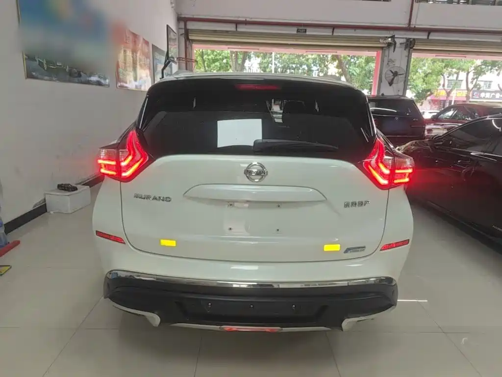 Murano 2.5 L XL 2 WD Connected Luxury
