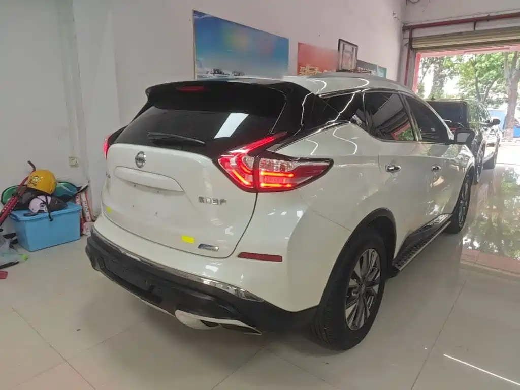Murano 2.5 L XL 2 WD Connected Luxury