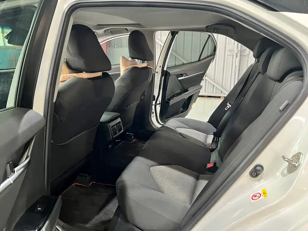 Camry 2.0 S Sharp Style